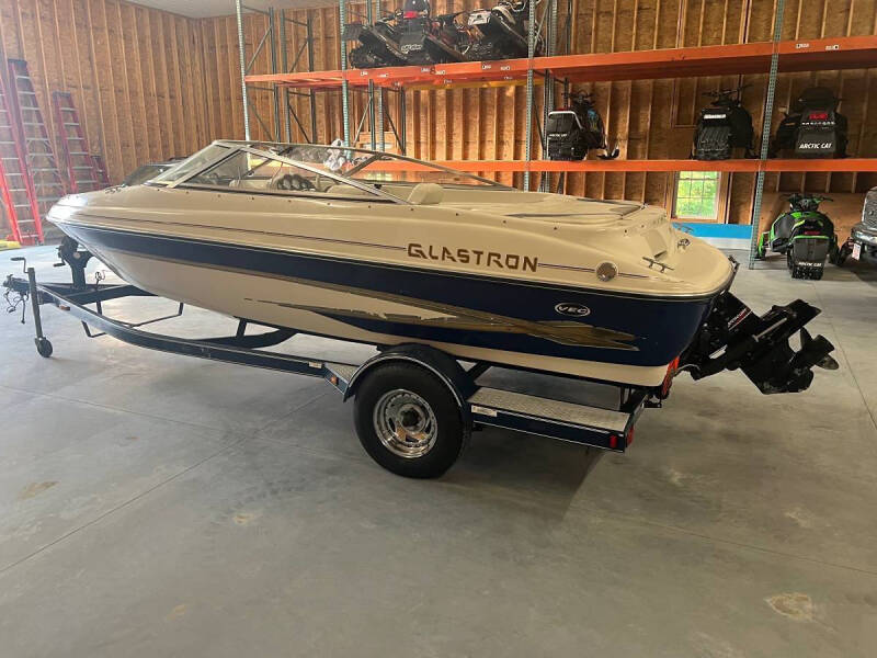 2002 Glastron GX185