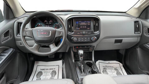 2022 GMC Canyon Elevation Standard