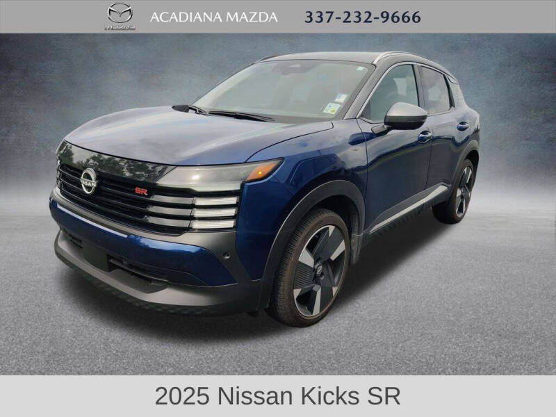 2025 Nissan Kicks SR