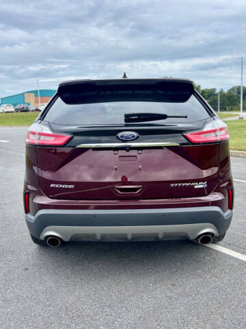 2019 Ford Edge Titanium