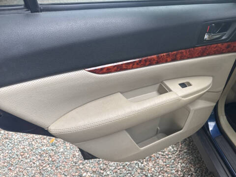 2011 Subaru Outback 2.5i Limited