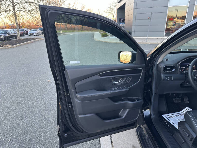 2025 Honda Pilot Elite