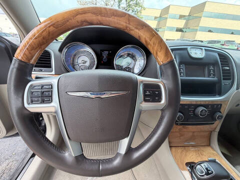 2012 Chrysler 300 Limited