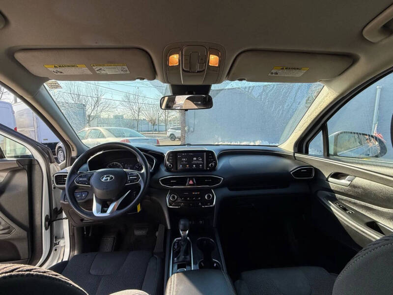 2019 Hyundai Santa Fe SE 2.4L
