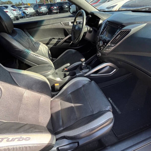 2016 Hyundai Veloster