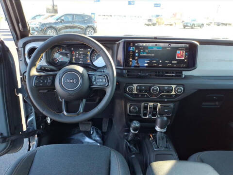 2024 Jeep Gladiator Sport