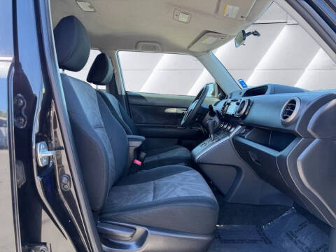2014 Scion xB