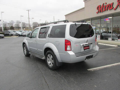 2010 Nissan Pathfinder SE