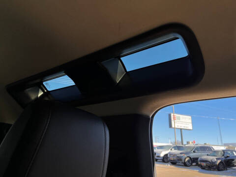 2020 Land Rover Defender 110 S