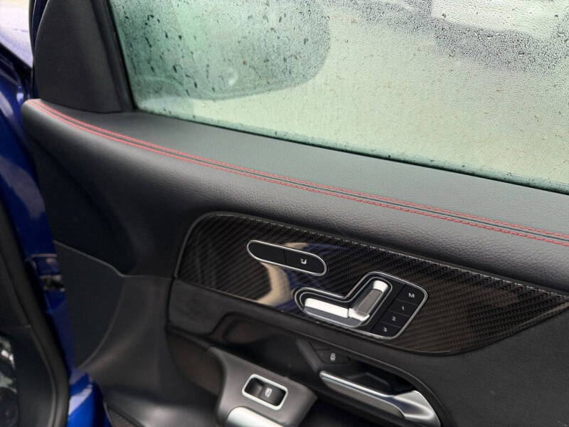 2023 Mercedes-Benz GLB GLB 250 4MATIC