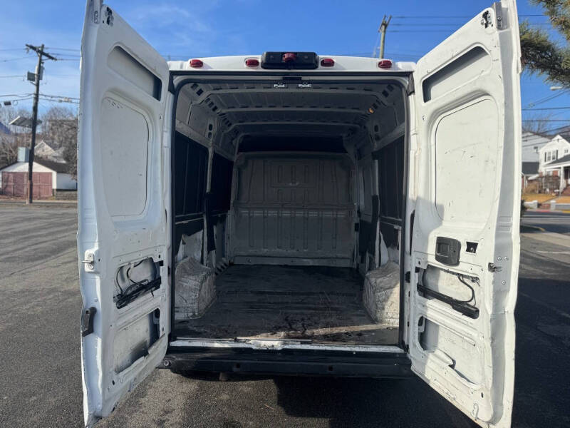 2020 RAM ProMaster Cargo Van Base photo 10