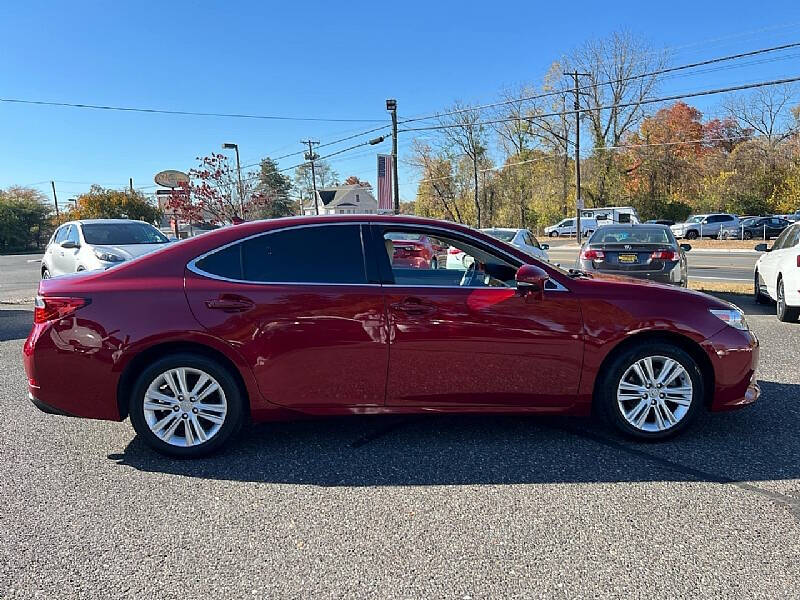 2014 Lexus ES 350 photo 12