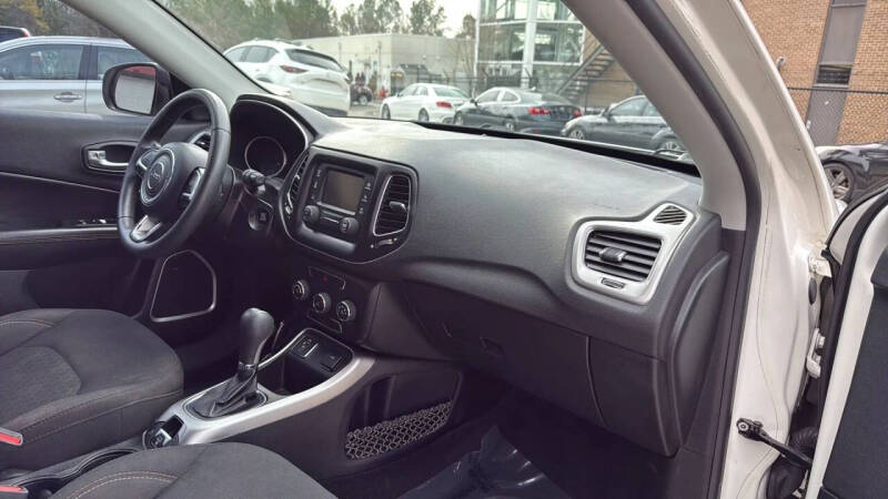 2018 Jeep Compass Sport
