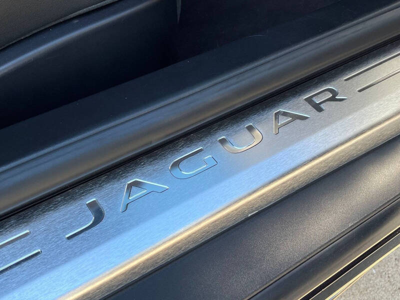 2015 Jaguar F-TYPE R