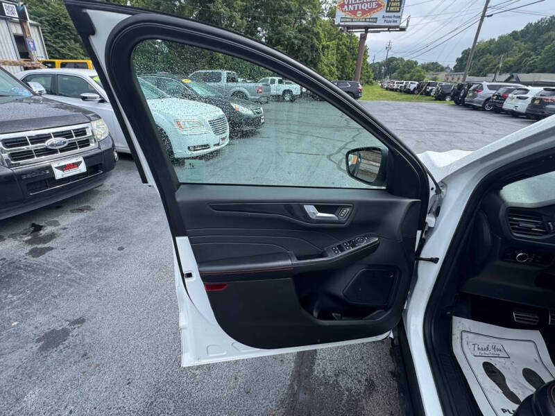 2023 Ford Escape ST-Line