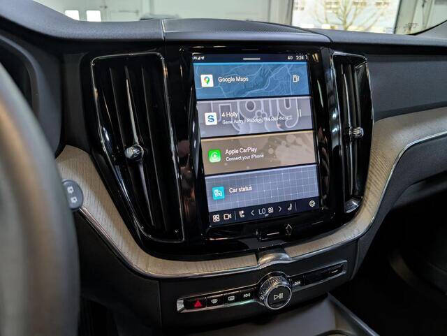 2025 Volvo XC60 B5 Plus Dark Theme