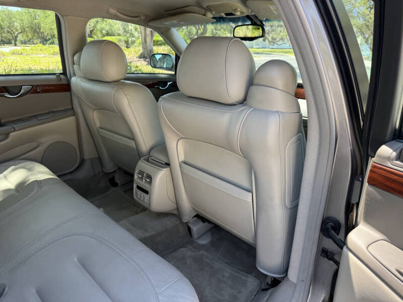 2003 Cadillac DeVille