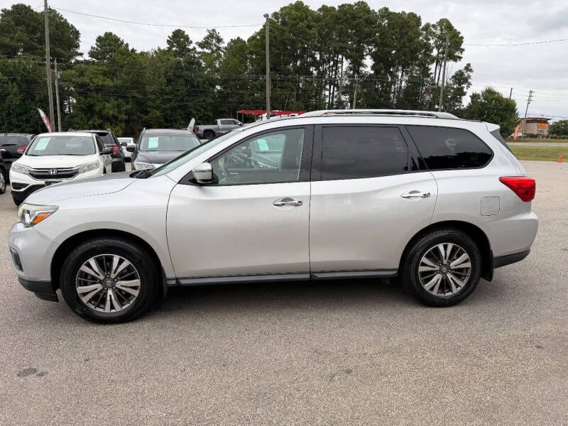 2017 Nissan Pathfinder S