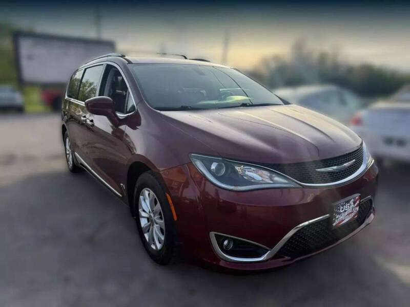 2018 Chrysler Pacifica Touring L