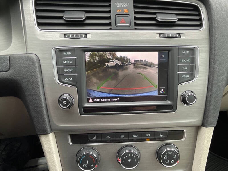 2016 Volkswagen Golf