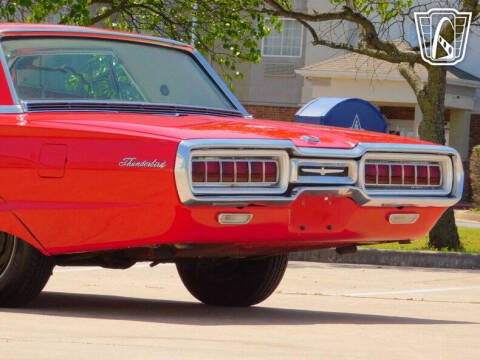 1965 Ford Thunderbird