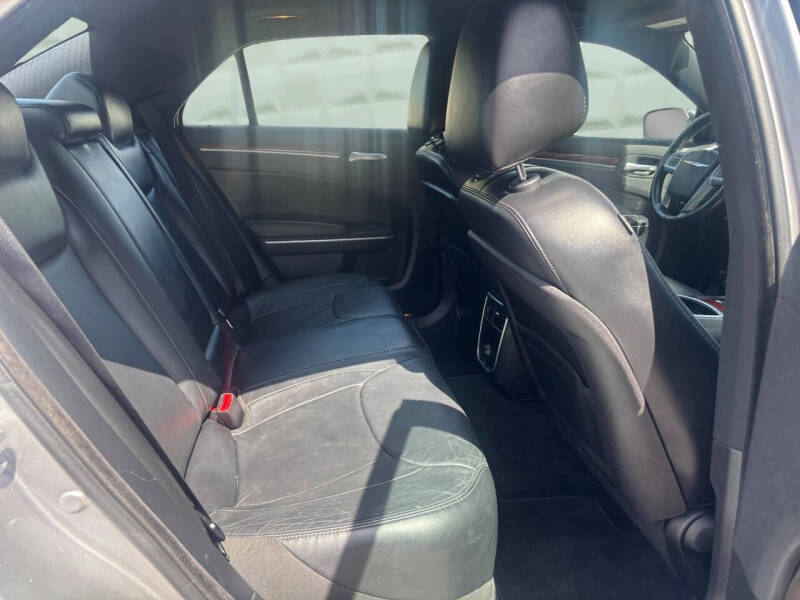 2014 Chrysler 300