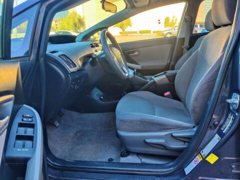 2013 Toyota Prius Plug-in Hybrid