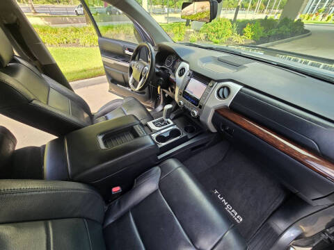 2017 Toyota Tundra Limited