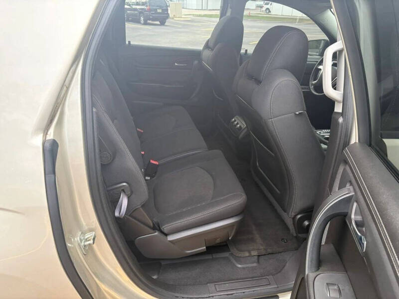 2015 GMC Acadia SLE-1