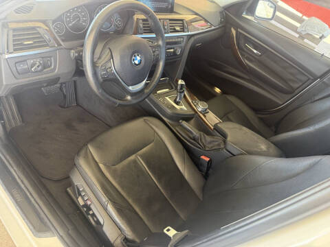 2015 BMW 3 Series 328i