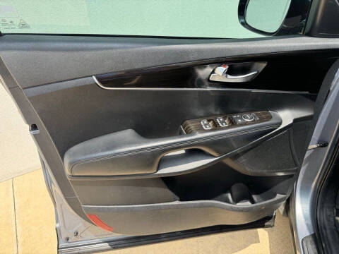 2020 Kia Sorento LX V6