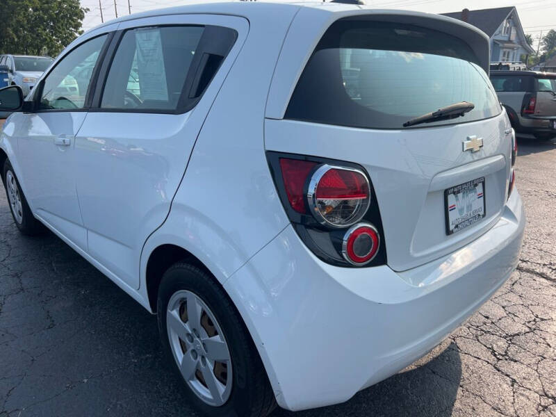 2016 Chevrolet Sonic LS Auto