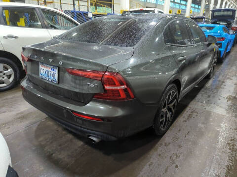 2019 Volvo S60 T6 Momentum