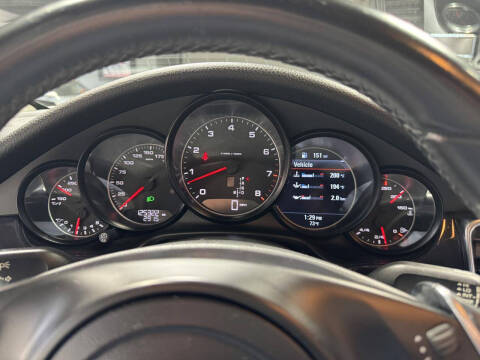 2014 Porsche Panamera 4