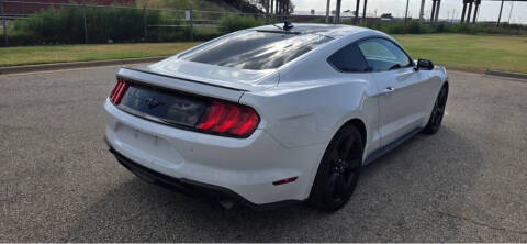 2021 Ford Mustang EcoBoost