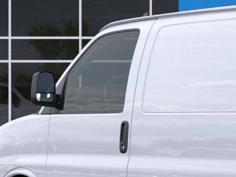 2025 Chevrolet Express 2500