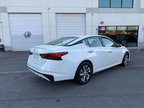 2022 Nissan Altima 2.5 S