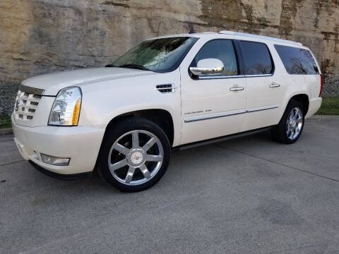 2011 Cadillac Escalade ESV for sale at Car And Truck Center in Nashville TN
