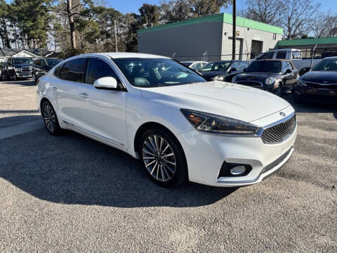 2017 Kia Cadenza Premium