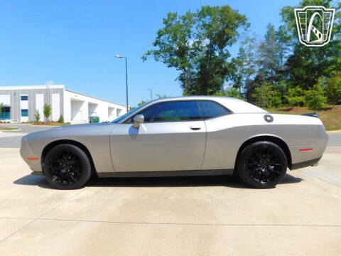2015 Dodge Challenger SXT
