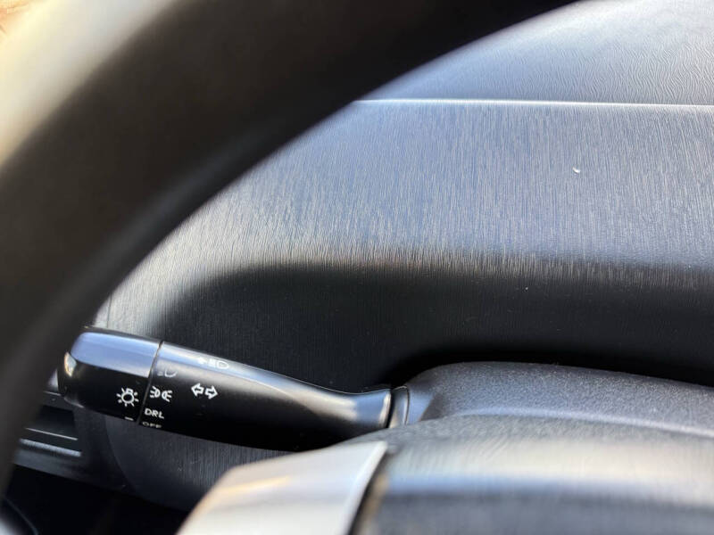 2015 Toyota Prius v Two