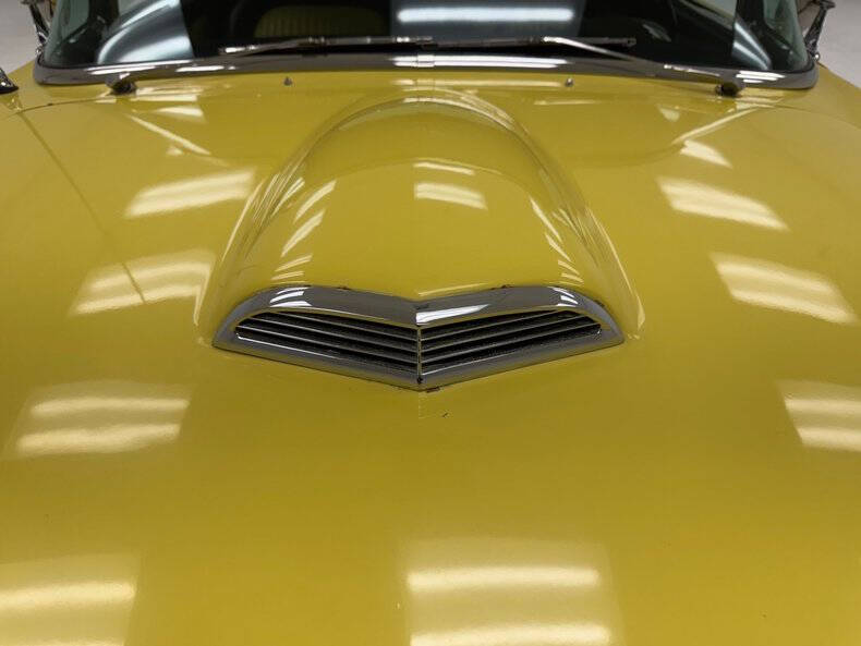 1955 Ford Thunderbird