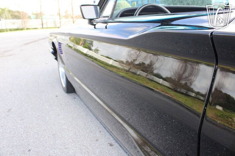 1964 Ford Thunderbird