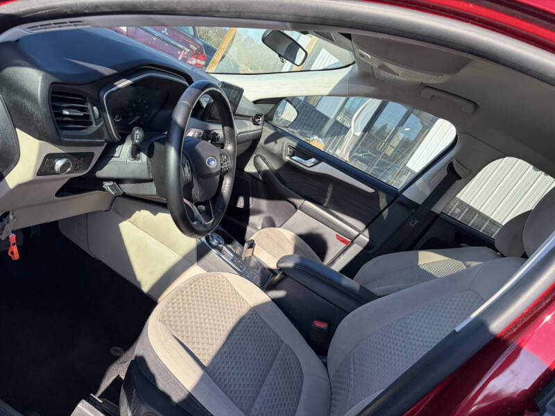 2021 Ford Escape SE