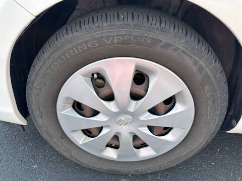 2012 Toyota Prius c Two