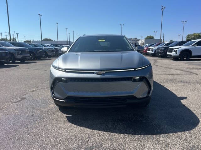 2026 Chevrolet Equinox EV LT 2