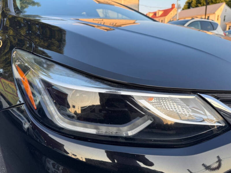 2017 Chevrolet Cruze LT Auto