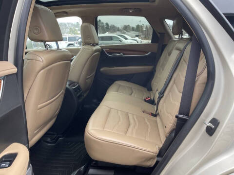 2017 Cadillac XT5 Platinum