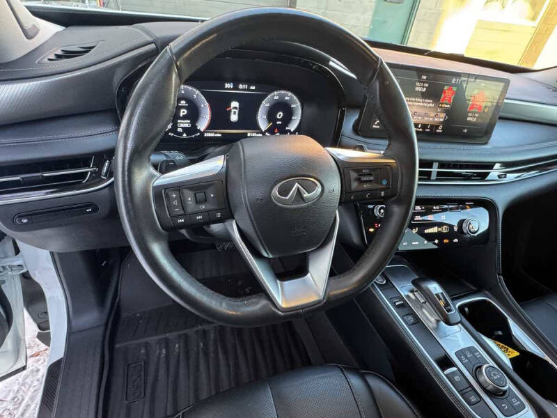 2025 Infiniti QX60 Luxe