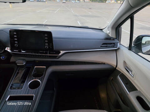 2021 Toyota Sienna Limited 7-Passenger